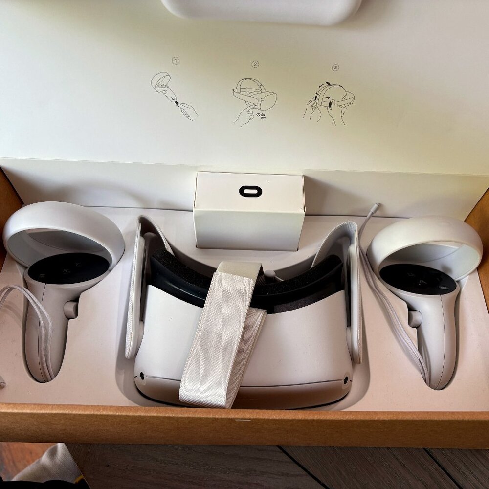 Meta Quest 2 VR